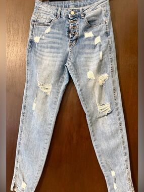 Women's Distressed High-Rise Jeans